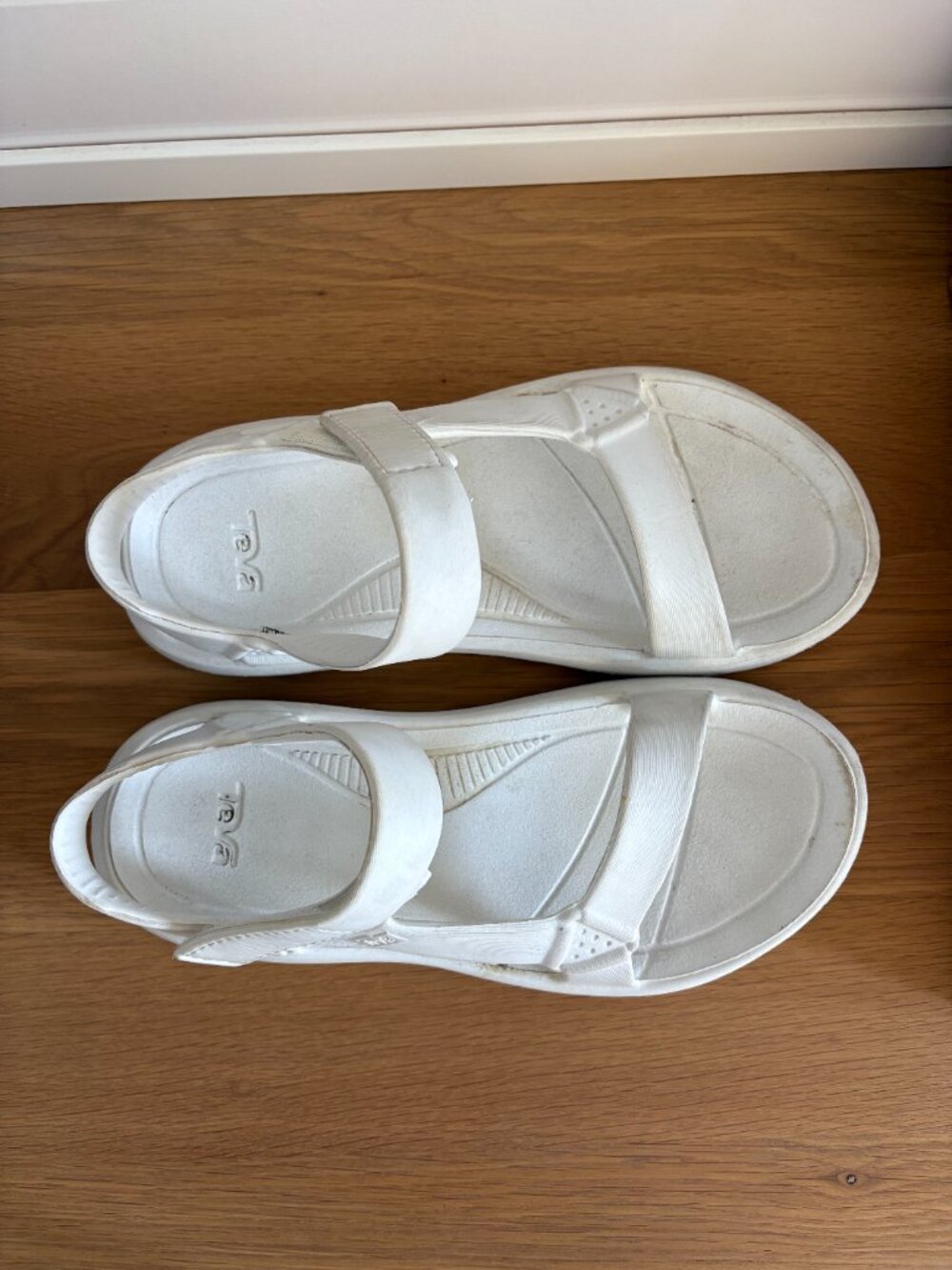 Teva Hurricane Drift Sandals, Birch White Size 8 - Picture 5 of 5